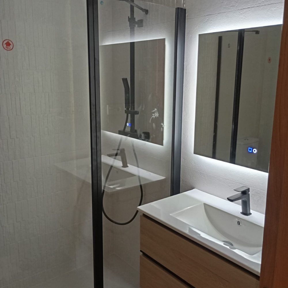 WhatsApp Image 2025-12-02 at 16.23.51 (2)